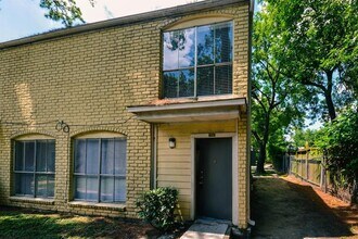 Building Photo - 6200 W Tidwell Rd