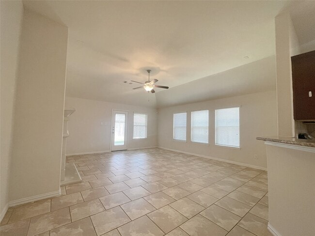 Building Photo - 16702 White Hyacinth Ct