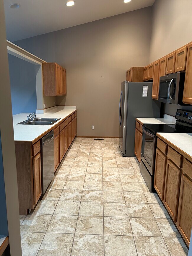 Building Photo - 3516 W Wackerly St