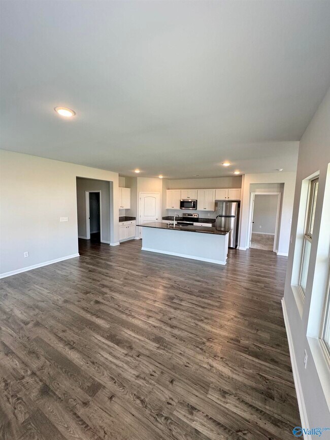 Building Photo - 17007 Carriage Sta Dr