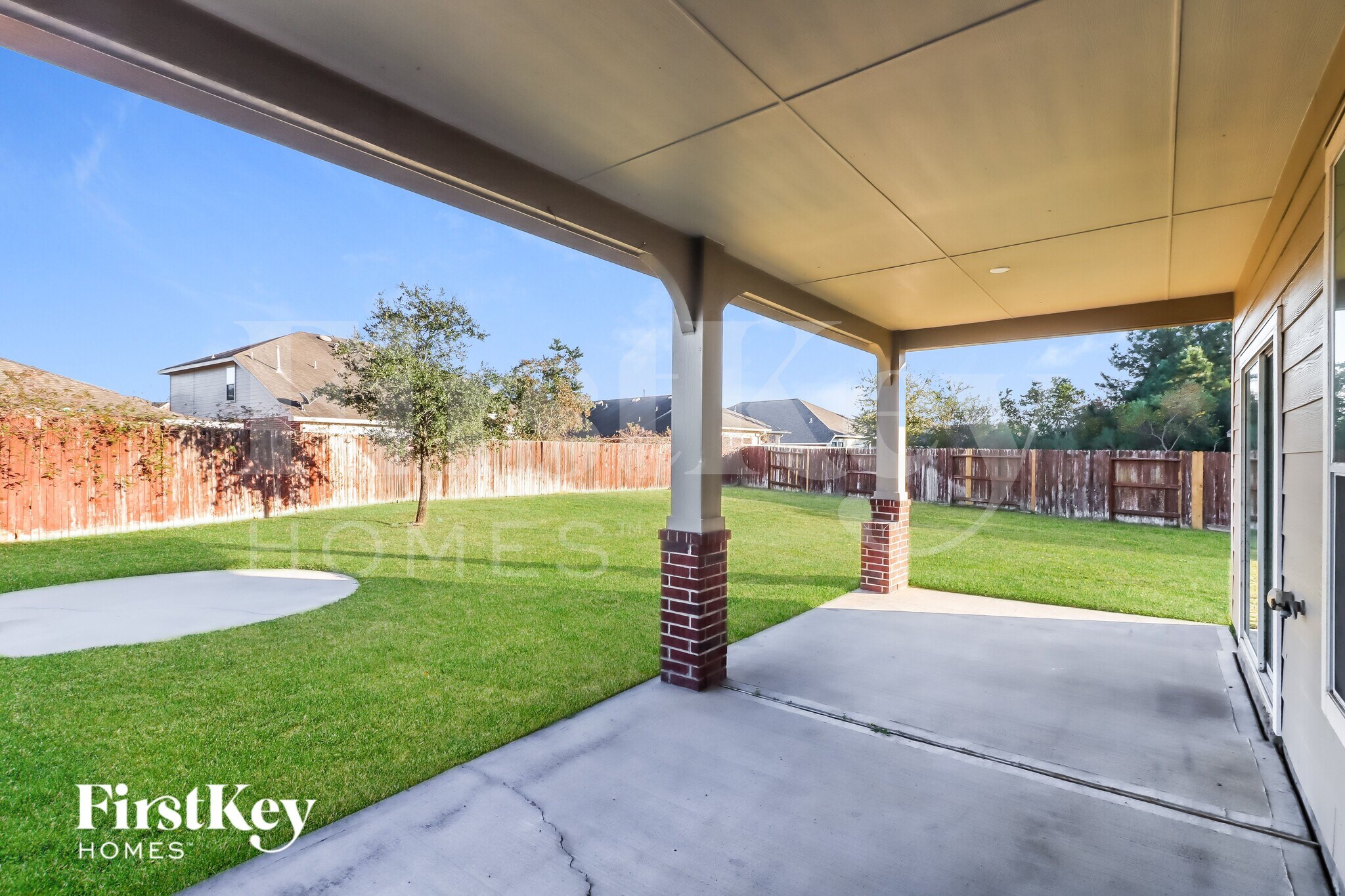 Building Photo - 16302 Stable Manor Ln