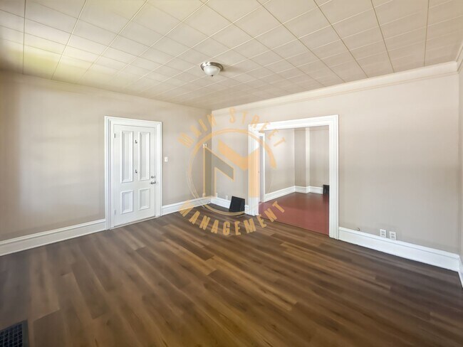 Building Photo - 517 N Ashland Ave