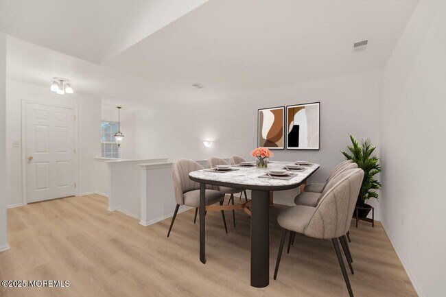 Building Photo - 606 Cypress Ln