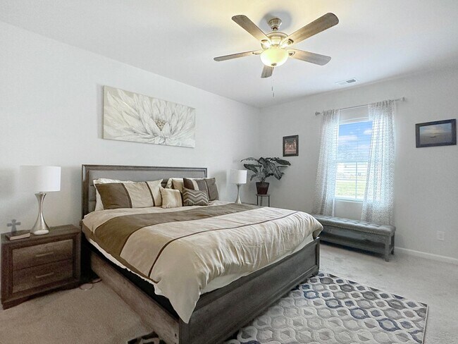 Building Photo - Spacious 5 Bedroom Home in West Ashley – P...