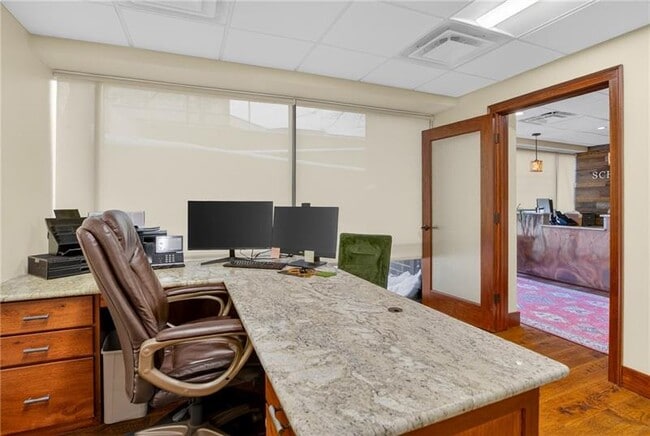 Building Photo - 750 Washington Rd