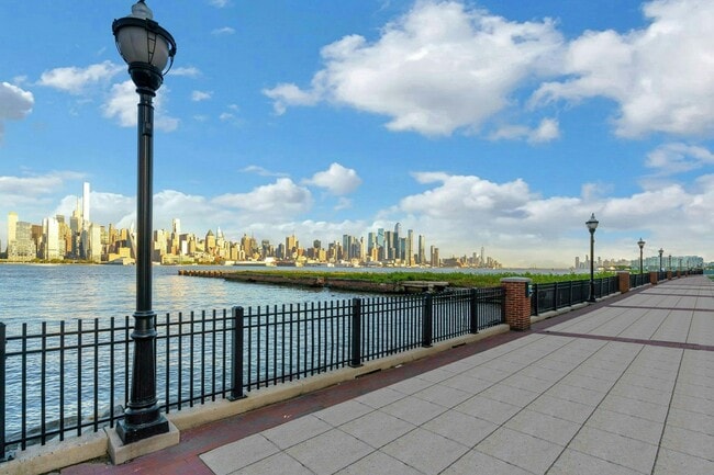 Building Photo - 22 Ave at Port Imperial