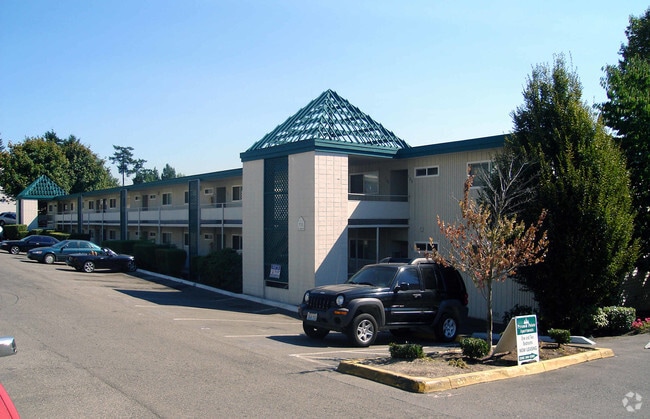 Building Photo - Pyramid Pointe Apartments