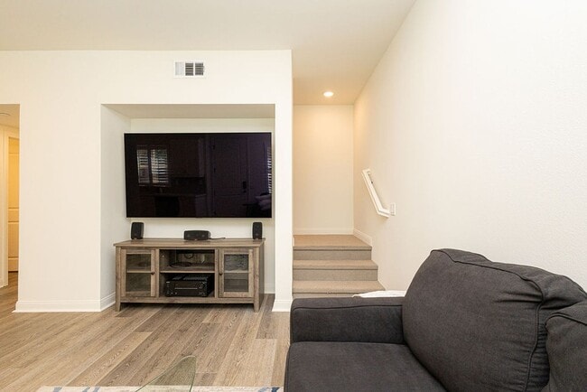 Building Photo - Bright and Airy Split-Level Townhouse in W...