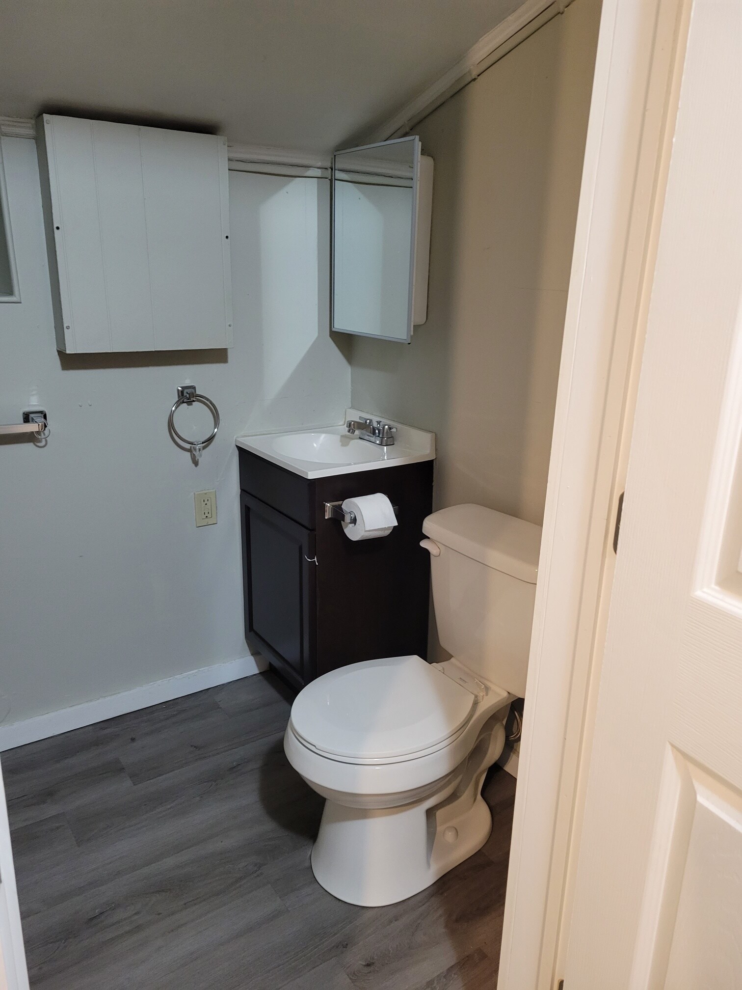 Building Photo - 212 State St