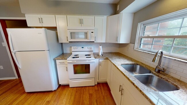 Building Photo - 2-Bedroom Single-Family Home with Garage and Spacious Yard in Unity Township