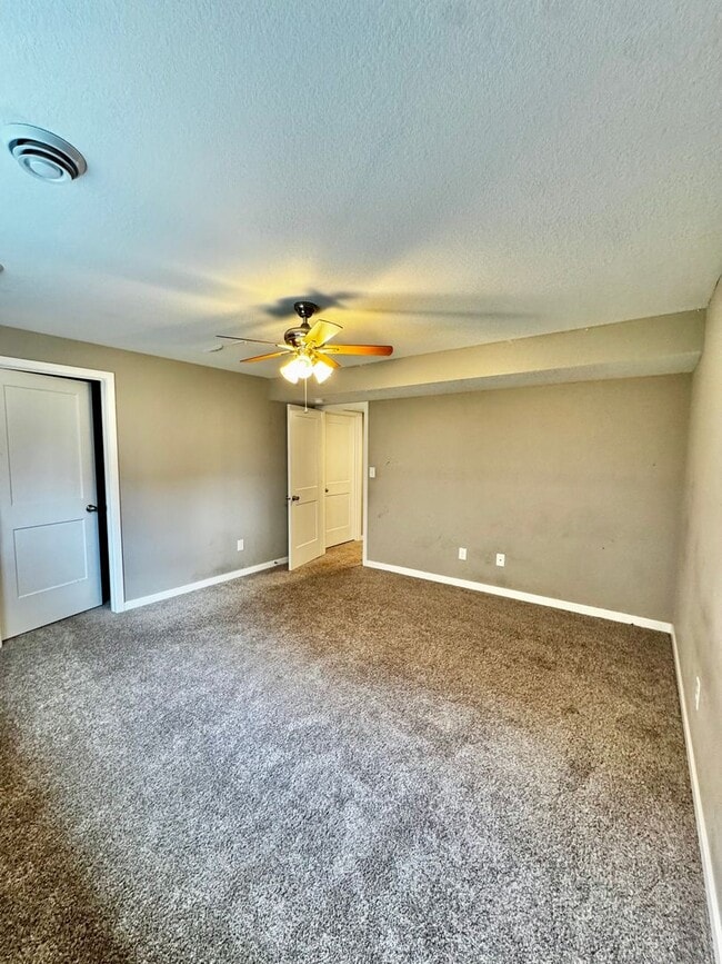 Building Photo - For Rent Beautiful 4 bedroom 3 bathroom 3 attached car garage!