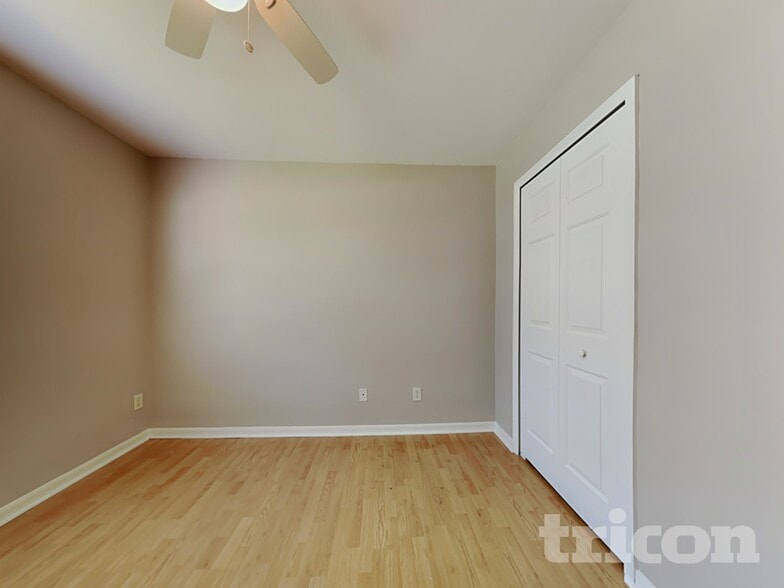 Building Photo - 18291 Troon Ave