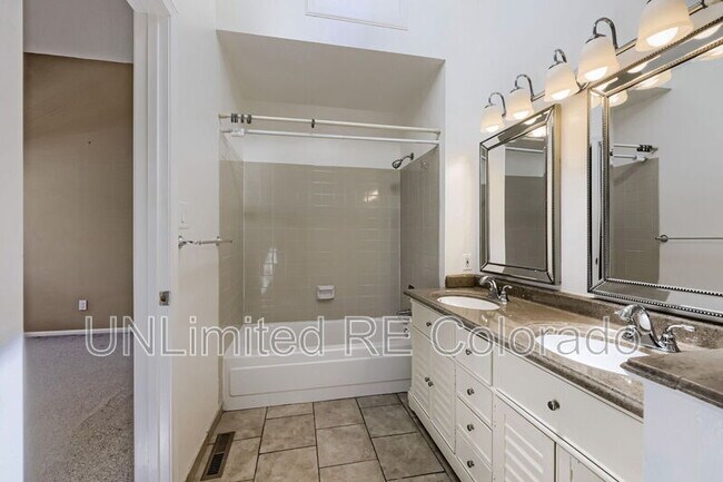 Building Photo - 11846 E Cornell Cir
