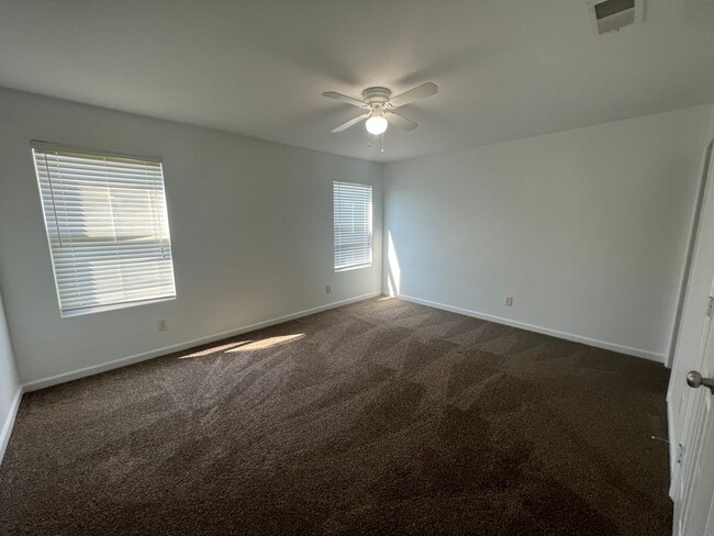 Building Photo - Spacious 3 bed in Harvest AL