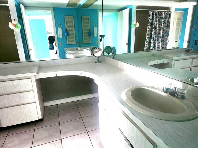 Building Photo - 3838 Staysail Ln