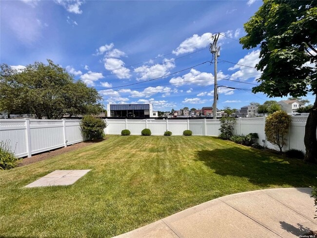 Building Photo - 3266 Brower Ave