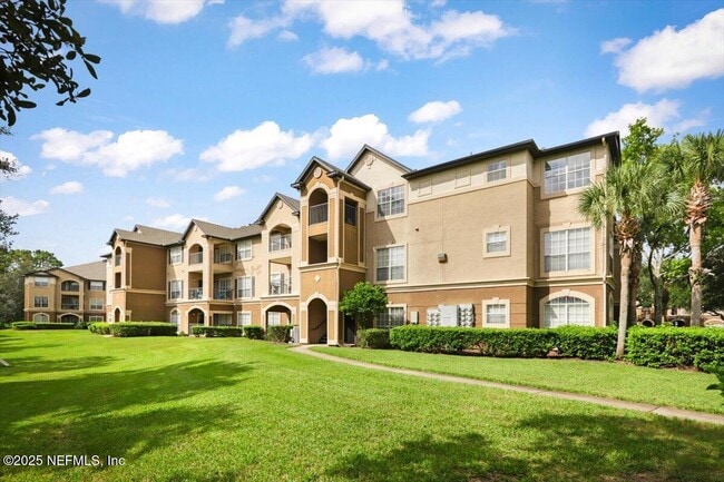 Building Photo - 10961 Burnt Mill Rd