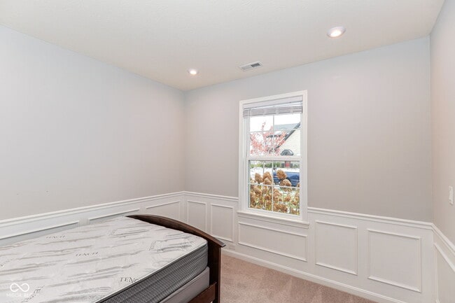 Building Photo - 9924 Mosaic Blue Wy