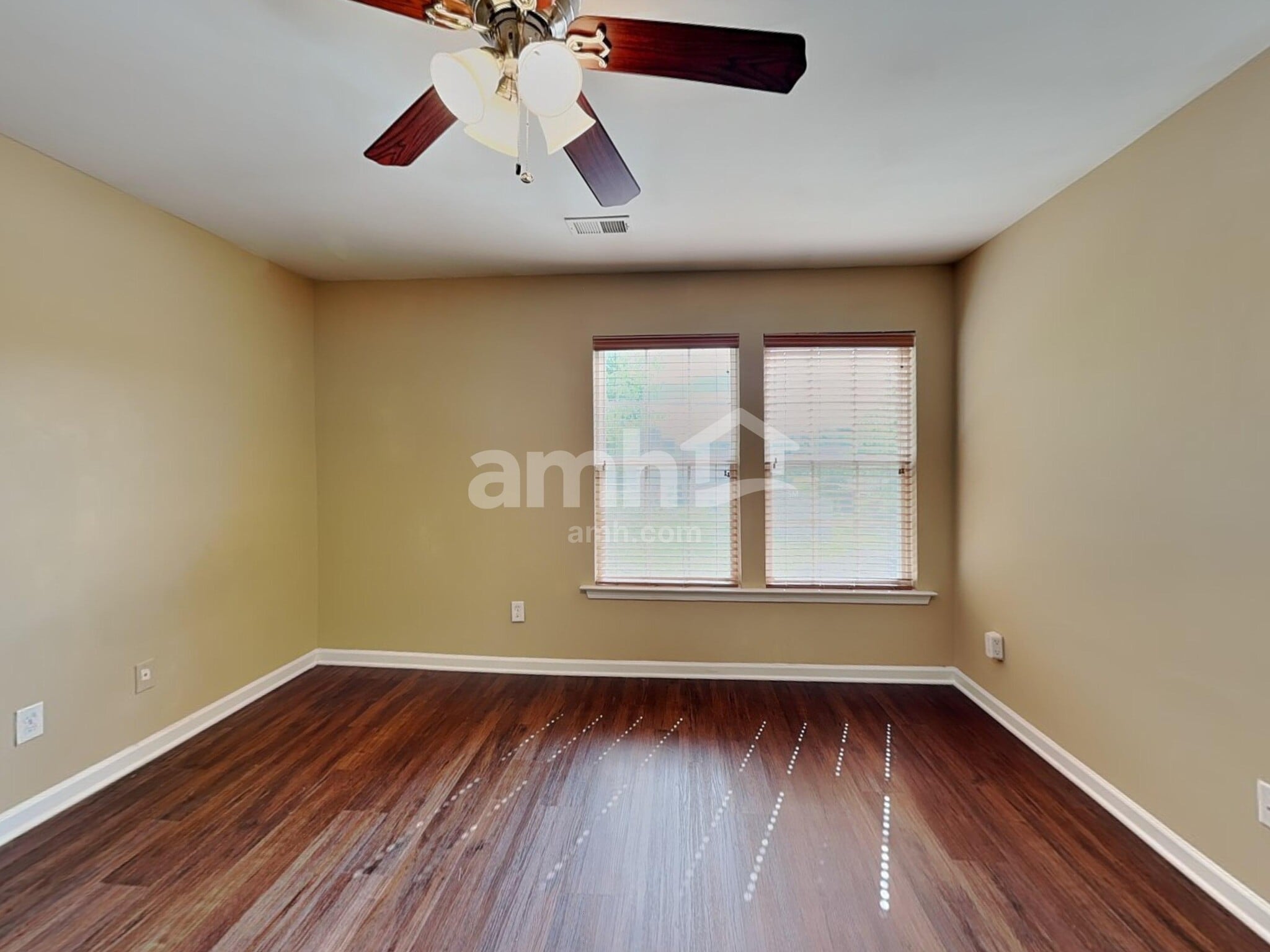 Building Photo - 4652 Midstream Crossing Dr