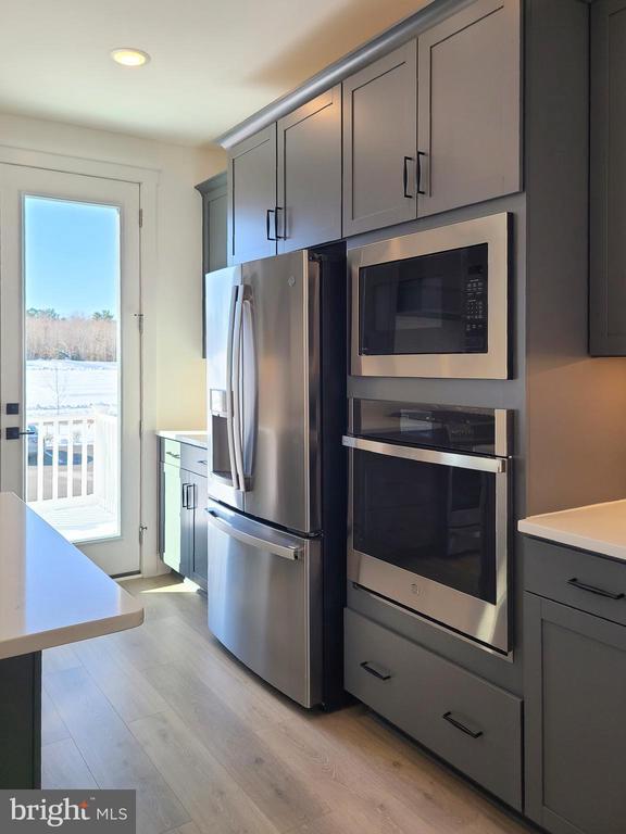 Building Photo - 5046 Bigleaf Rd