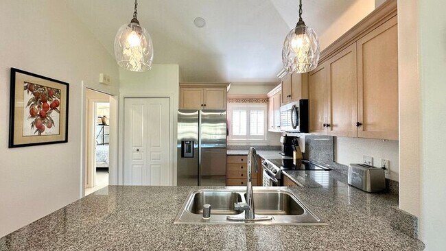 Building Photo - 92-1001-1001 Aliinui Dr