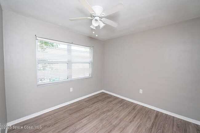 Building Photo - 410 Snyder Dr