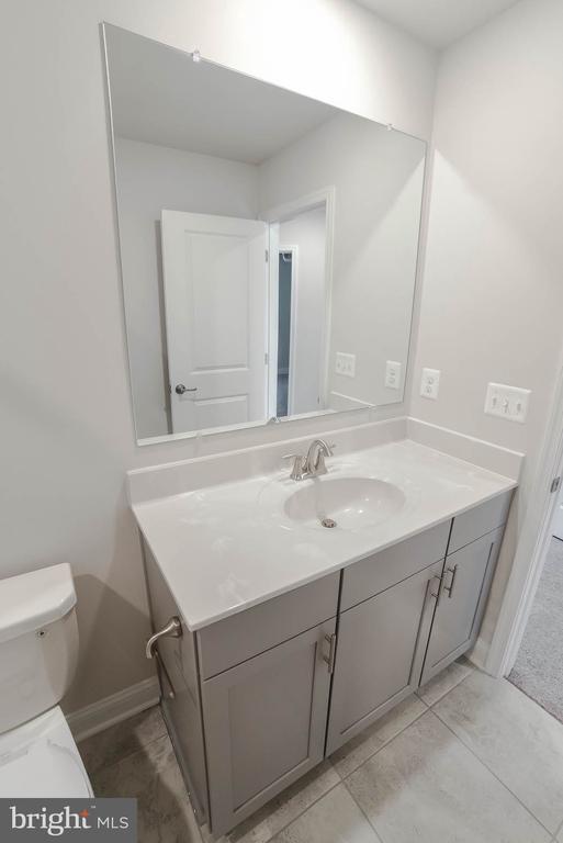 Building Photo - 23861 Myrtle Glen Way
