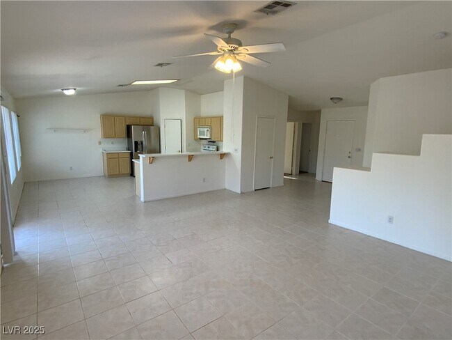 Building Photo - 1153 Elam St