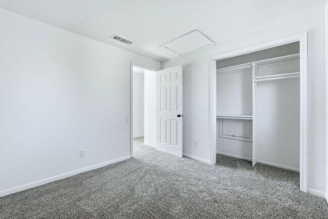 Building Photo - COMING SOON - 3 Bedroom house with updated features and fenced in yard!