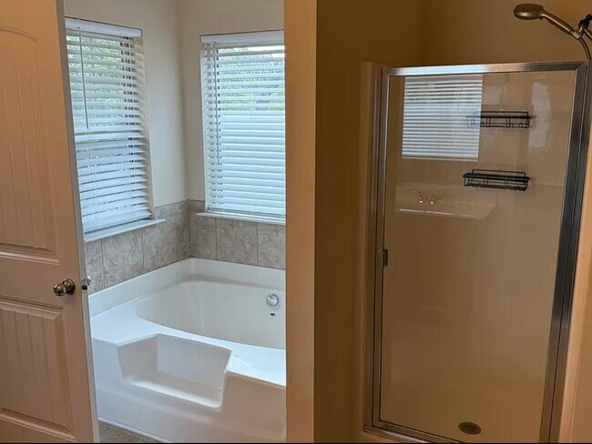 Building Photo - 5881 San Gabriel Ln