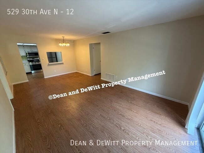 Building Photo - 529 30th Ave N