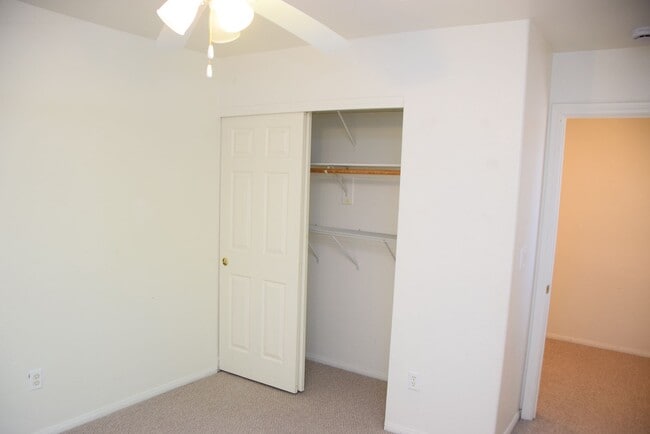 Building Photo - SUMMERLIN - 2 STORY HOME