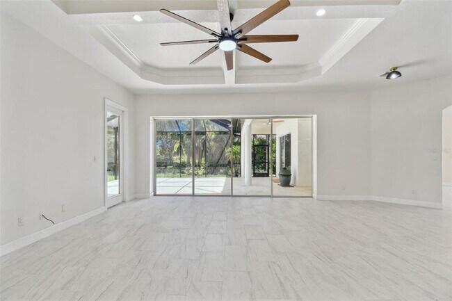 Building Photo - 13792 Long Lake Ln