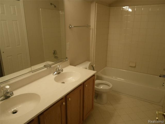 Building Photo - 26384 Island Lake Dr