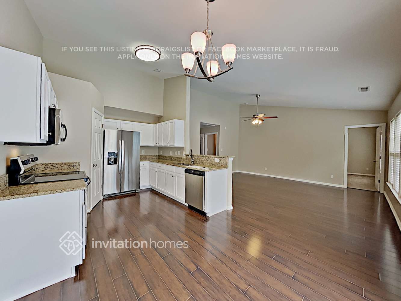 Building Photo - 3017 Secret Garden Ct