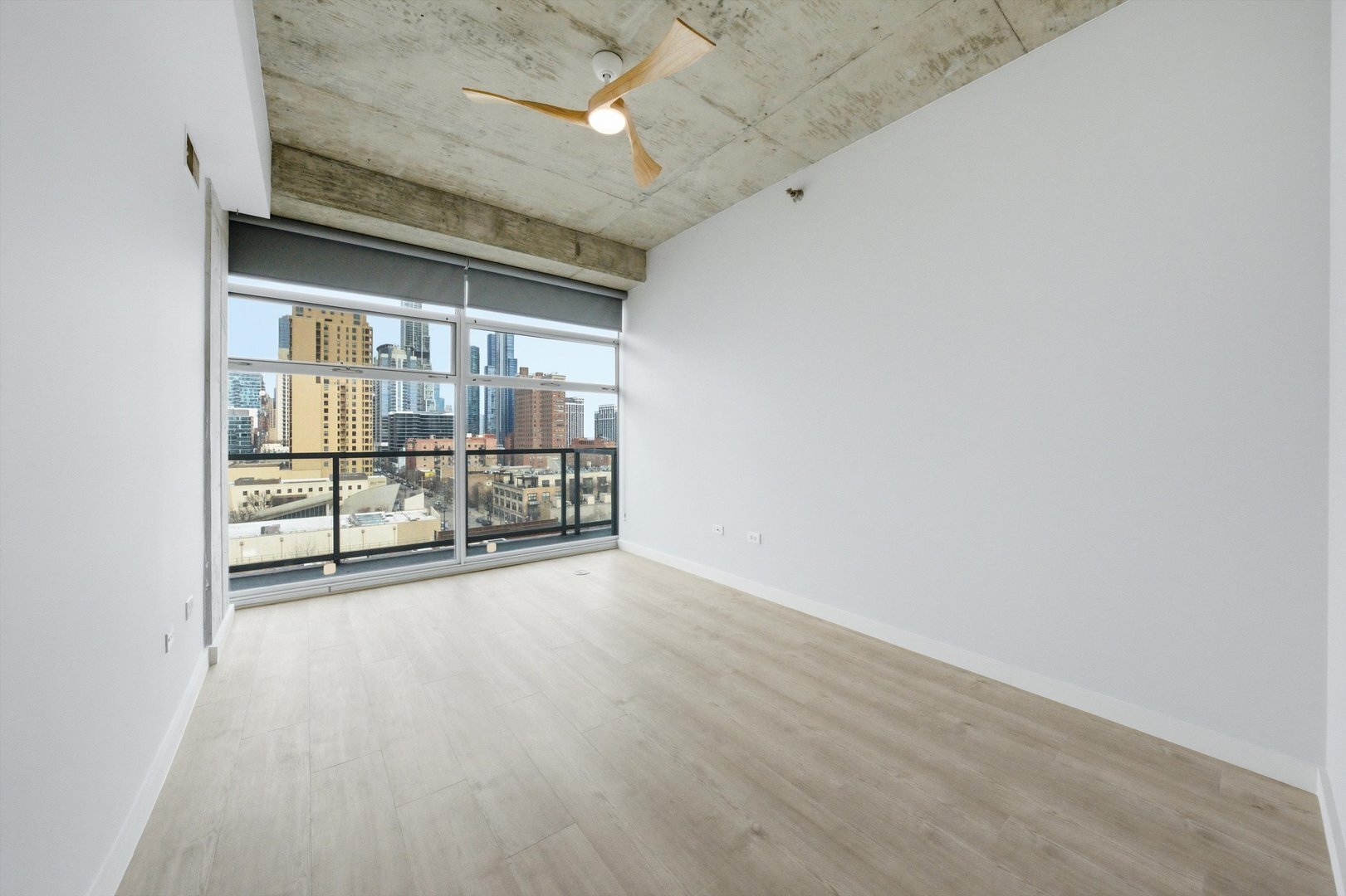 Building Photo - 1620 S Michigan Ave