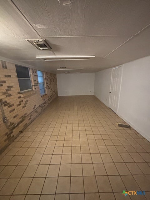 Building Photo - 621 Bishop Dr