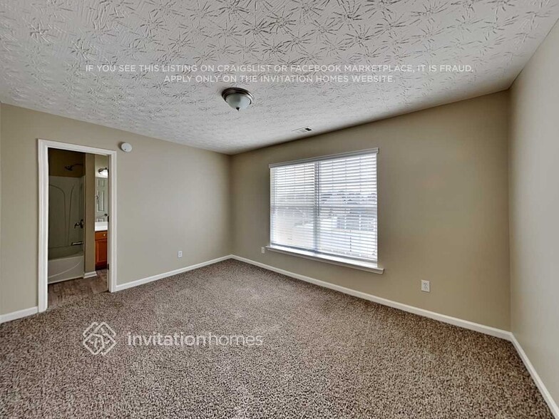 Building Photo - 371 Arrowhead Dr