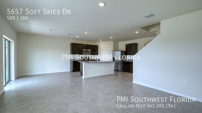 Building Photo - 5657 Soft Skies Dr