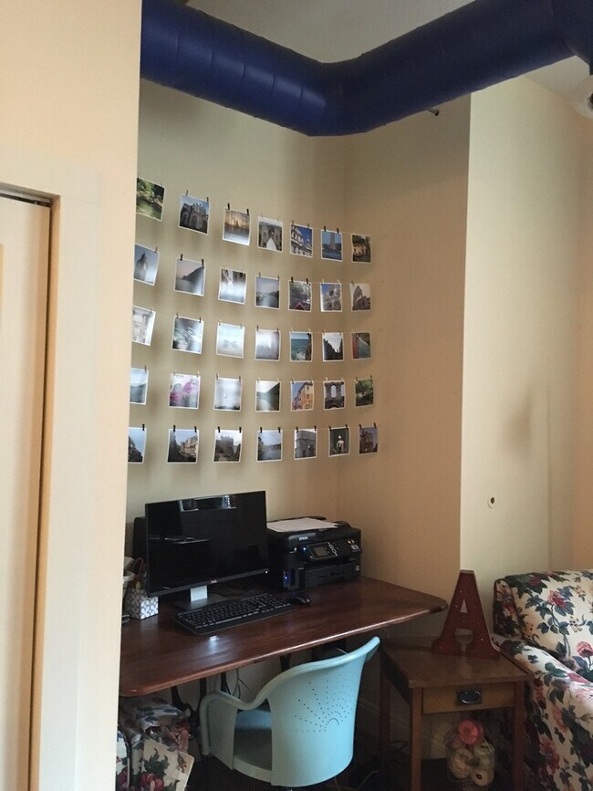 Interior Photo - Place - 222 N. College