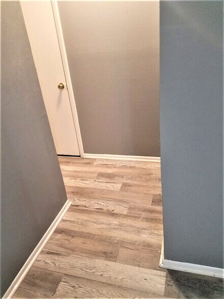 Building Photo - 4151 S Semoran Blvd