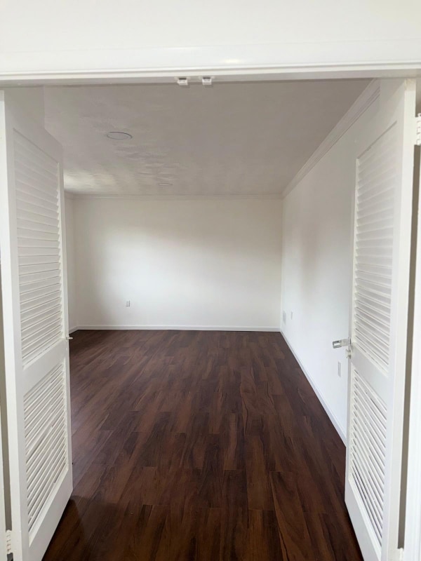 Building Photo - 320 University Blvd E