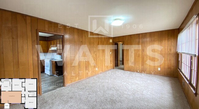 Building Photo - 3 Bedroom Duplex Apartment in Columbiana, AL