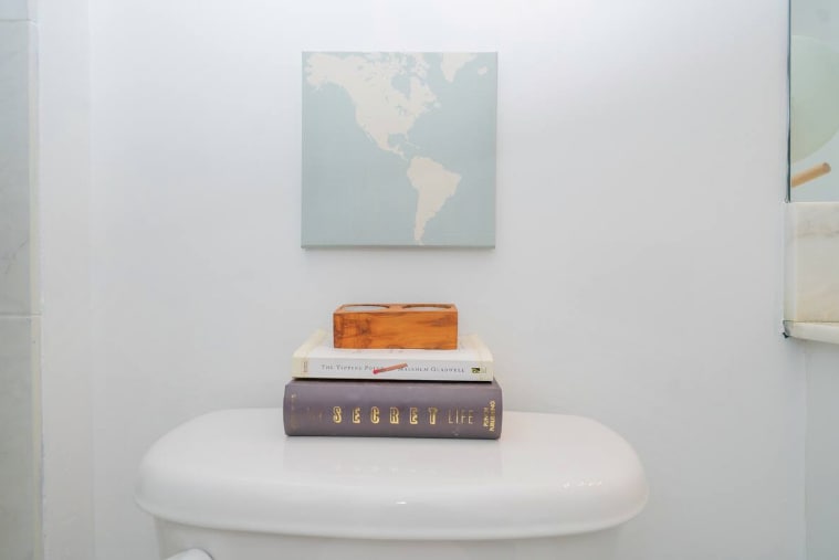 Building Photo - 133 NE 2nd Ave