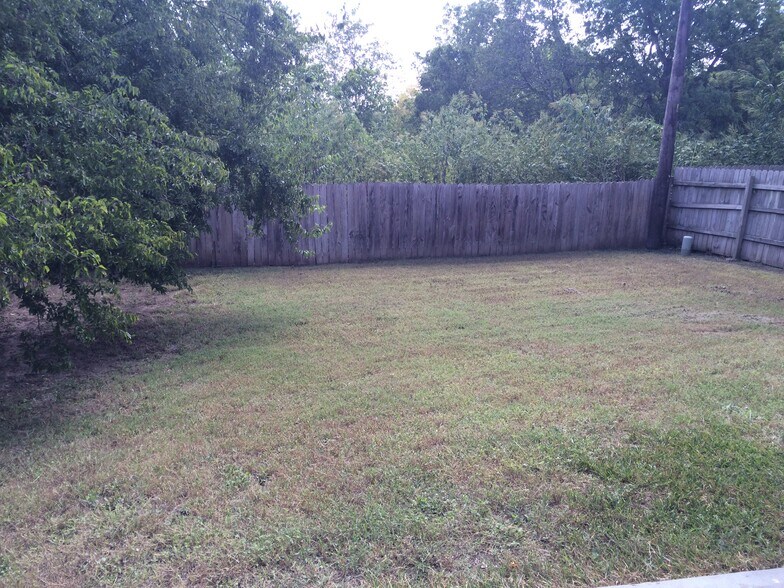 Building Photo - 13941 Maricella Ln