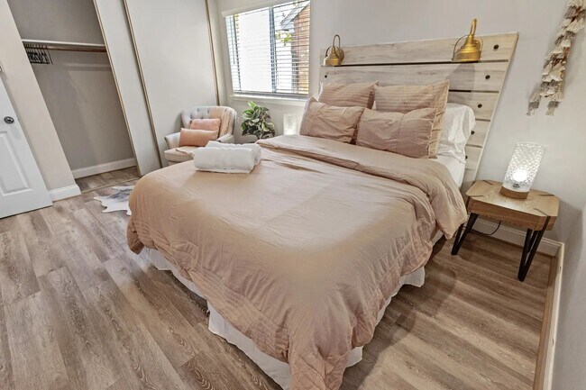 Building Photo - 20082 N Pecos Valley Trail