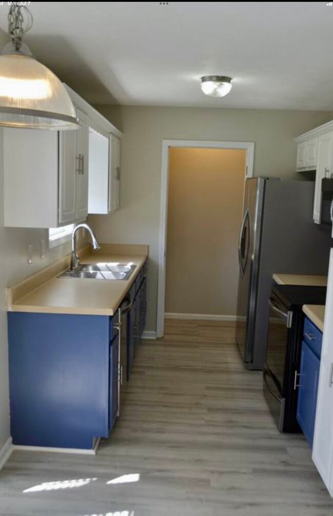 Building Photo - 1104 Connemara Way