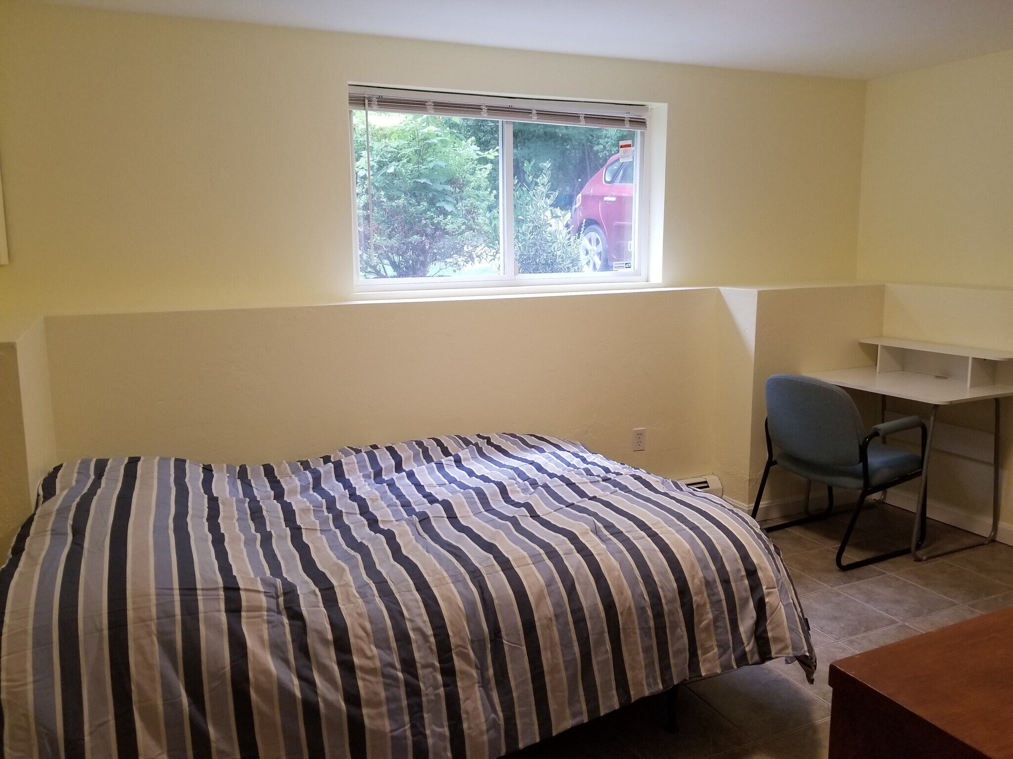 Building Photo - 2337 Kingstown Rd