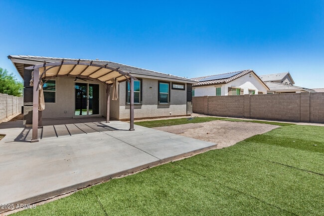Building Photo - 12377 W Whyman Ave