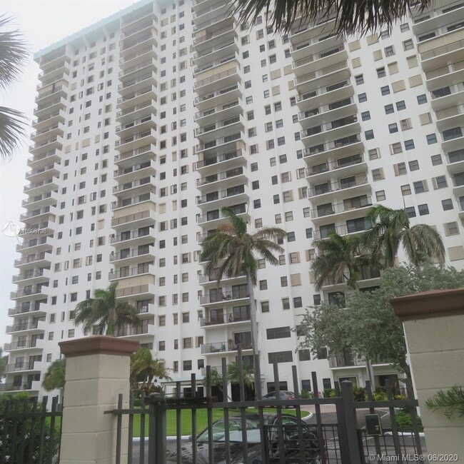 1201 S Ocean Dr 1201 S Ocean Dr Hollywood FL 33019 Apartment Finder